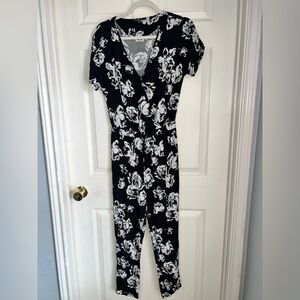 Lulu's Black and White Floral Jumpsuit with V-Neckline